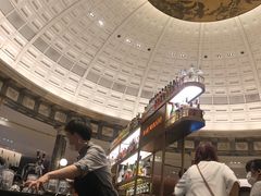 -星巴克臻选(天津恒隆广场旗舰店)
