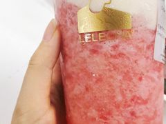 桃子草莓酪酪-LELECHA乐乐茶(美罗城店)