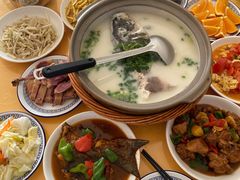 -天乐农家鱼头王(天目湖店)