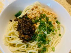 -铜锣湾·有麝自然香(重庆新天地店)