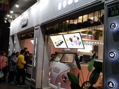 -猫的天空之城概念书店(杭州南宋御街店)