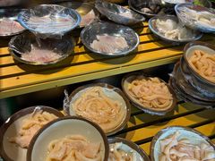 -尚品海鲜肥牛自助火锅(湖明店)