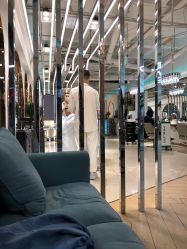 -BULB STUDIO 巴柏明星发型工作室