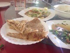 -溢心园香河肉饼总店