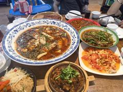 -佬缸炮江湖川菜(玉林店)