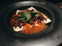 傣族豆豉鲈鱼-花马天堂云南餐厅 Lost Heaven(高邮路店)