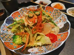 -铭牛烧肉·和牛海鲜自助(高新月牙湖店)