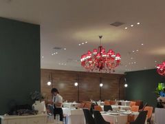 -圣彼得堡观江俄餐厅(中央大街黑金冠店)