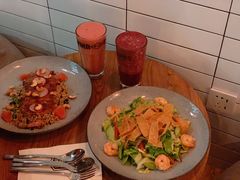 鲜虾牛油果沙拉-Moka Bros 摩卡站(嘉华店)