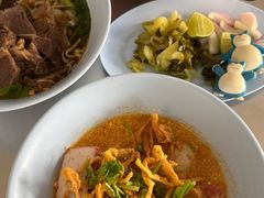 -Khao Soi Mae Manee