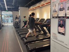 -乐刻运动健身(同曦假日百货店)