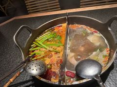 -三出山火锅(南京万象天地店)