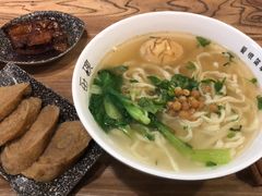 秘制大肉面-每碗面馆(新鸿安大厦店)