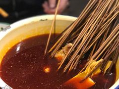 -拈签一笑黄牛肉辣卤串串