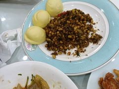 -大鸭梨烤鸭店(金顶街店)