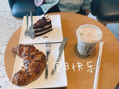 -星巴克(武汉光谷青年汇店)