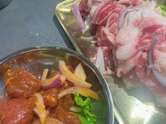 -围炉肉舍•炭烤活鳗•丹东海鲜烤肉(步行街店)