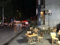 景观位-灯盏窝干溜面(民心佳园A1区店)
