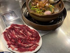 -胡须佬鸡煲四季火锅店(石厦西村直营店)