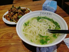 -萍姨抻面馆·鸡架冒菜(清湖店)