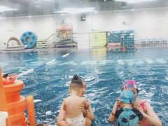 -蓝旗亲子游泳(范湖万达广场店)