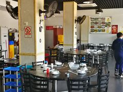 大堂-牛一煲美食(江高店)