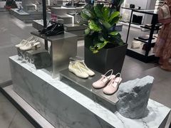 -Charles & Keith(VivoCity)