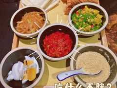 -挂旗柴锅鸡(蚌山区嘉年华店)