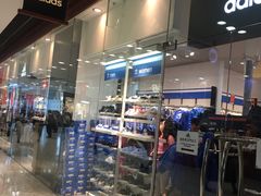-东荟城名店仓