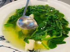豆尖豆腐汤-海韵人家.海景花园经典云南菜(双廊店)