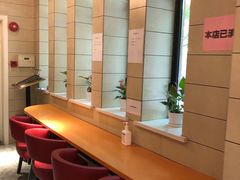 等位区-红房子西菜馆(淮海中路店)