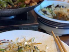 -那家老院子东北菜·饺子·小鸡炖蘑菇(艳华街店)