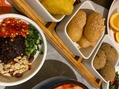 -野山舂·贵州现舂酸汤牛肉(民生路店)