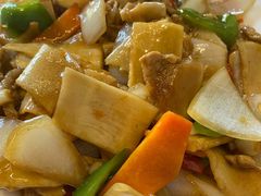 兴坪小炒肉-老街坊餐吧