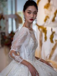 -欣薇婚纱(新源乐汇城店)