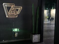 -UNI UNI(环亚凯瑟琳店)