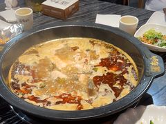 -老船舫·现做活鲜鱼馆(东郊记忆店)