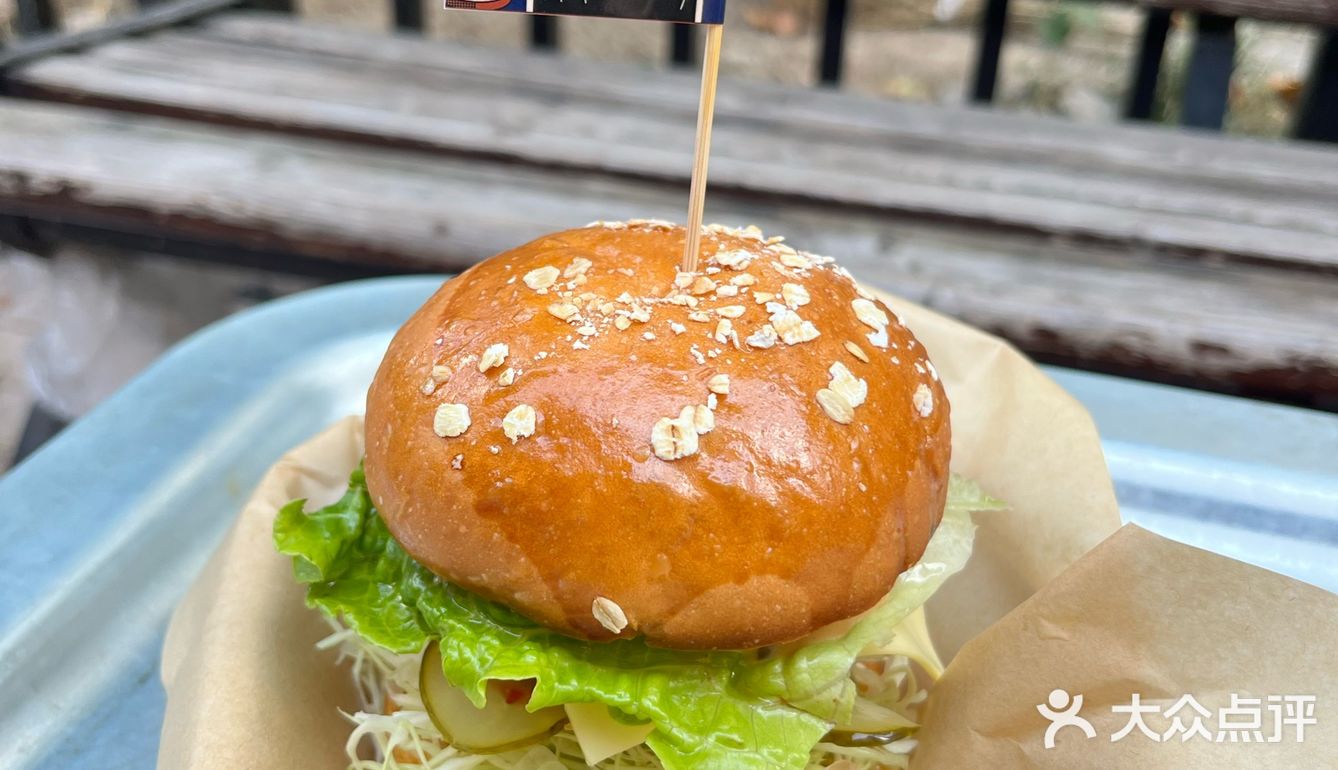 一口就到西海岸的美式汉堡🍔
