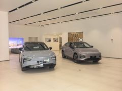 -小鹏汽车上海吴中路销售服务中心