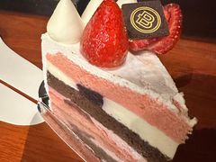 -巴黎贝甜(大宁国际商业广场店)