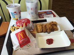 -麦当劳(湛江大厦店)