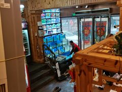 -老东镇啤酒屋海鲜加工·蒸汽海鲜·海鲜烧烤(台东店)