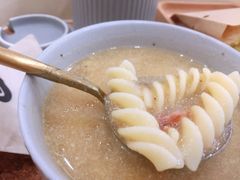 奶油薯蓉汤-UFO