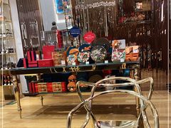 -VENCHI 闻绮(上海佛罗伦萨小镇店)