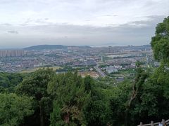 -灵岩山风景区