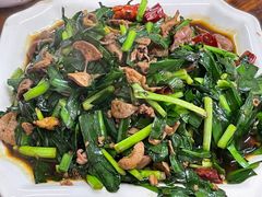 韭菜炒鸡杂-黑皮酸菜鱼(三山街店)