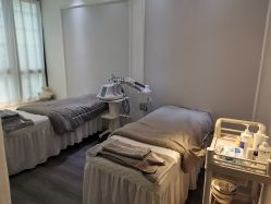 -F.N冻龄皮肤管理中心