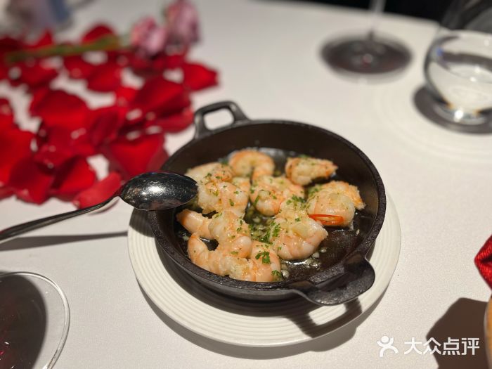 ELROJO红·西班牙餐厅(中骏世界城店)橄榄油香蒜虾仁图片
