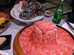 M8和牛-一绪に寿喜烧自助(世茂广场店)