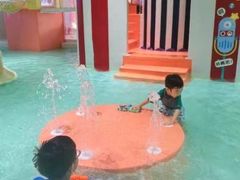 -涨巢·潮玩水疗局